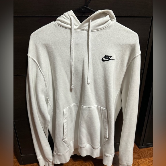 Nike ✔️ Sportswear Club Fleece Hoodie - Picture 1 of 5